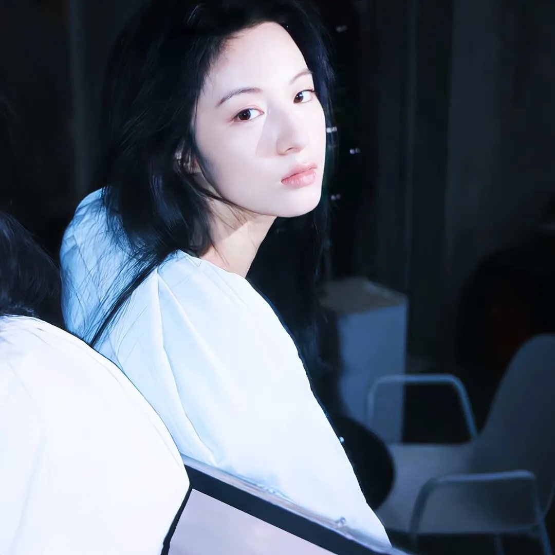 石头村变形记